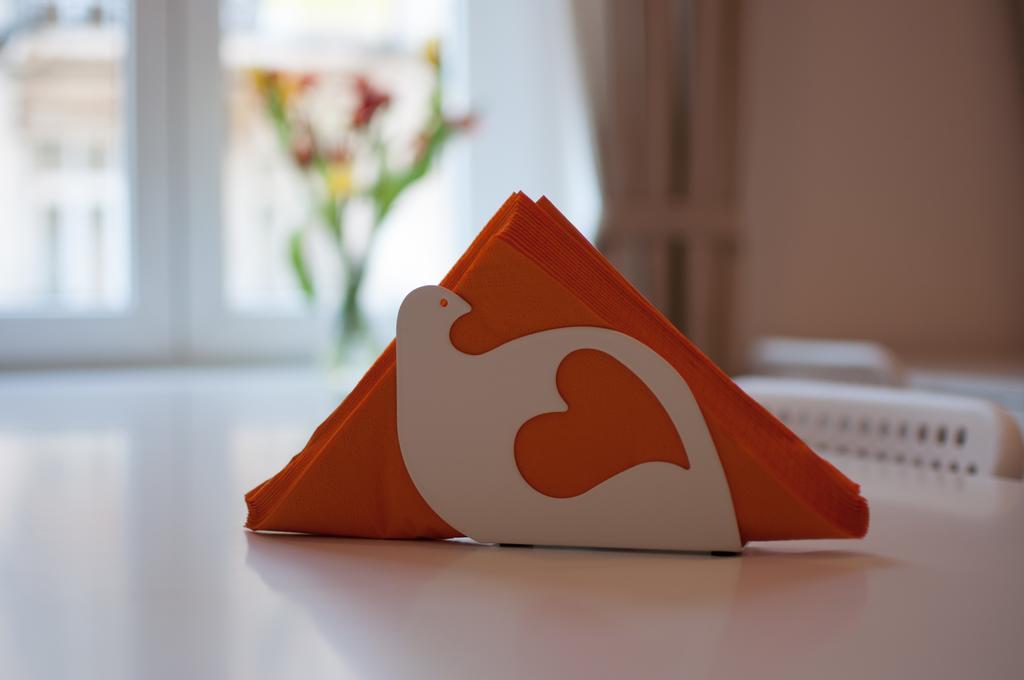 Hostel Mango Познань Екстер'єр фото