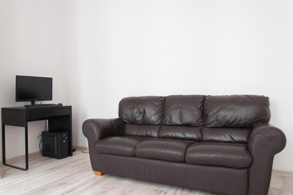 Hostel Mango Познань Екстер'єр фото