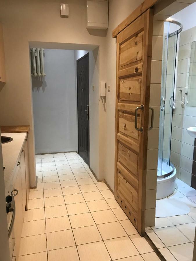 Hostel Mango Познань Екстер'єр фото